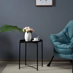 Kulatý kovový stolek v loft stylu – černý