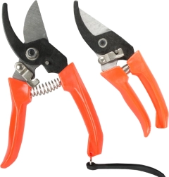 Ruční zahradní nůžky na keře