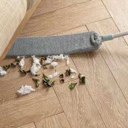 Teleskopický prachovka s dvěma koncovkami