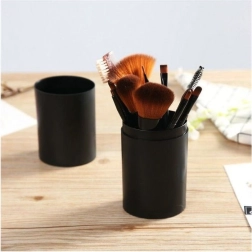 sada 12 štětců na make-up v pouzdře