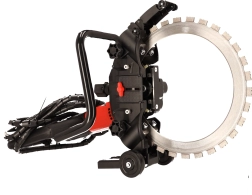 Přenosná prstencová řezačka betonu 6000 W – černá