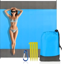 Velká voděodolná plážová a pikniková deka 210 × 200 cm s obalem