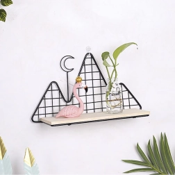 Nástěnná dekorativní polička v černé barvě – horský motiv