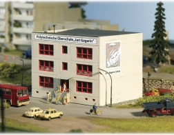 Piko Authentic Edition polytechnická škola – stavebnice H0