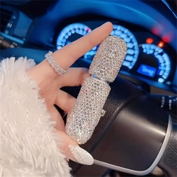 Plnitelný rozprašovač na parfém 10 ml s krystalky