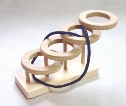 Hlavolam Olympia dřevěný