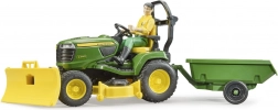Zahradní traktor JOHN DEERE X949 s figurkou zahradníka BRUDER