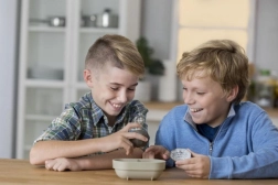 Rostoucí krystaly geod od MAC TOYS – experimentální sada