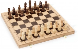Šachy v dřevěném skládacím boxu