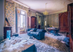 Puzzle Ravensburger Ztracená místa: magický pokoj – 1000 dílků