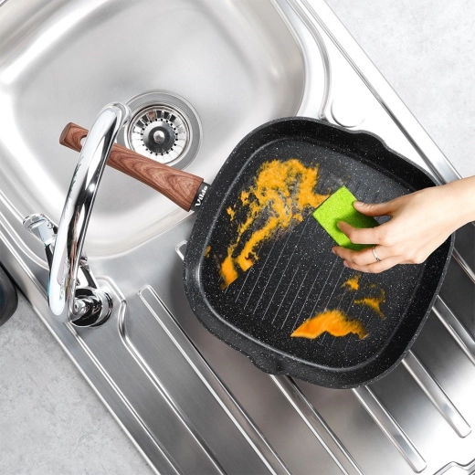 Silná nepřilnavá granitová vrstva