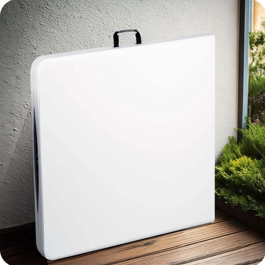 Skládání napůl a integrované madlo