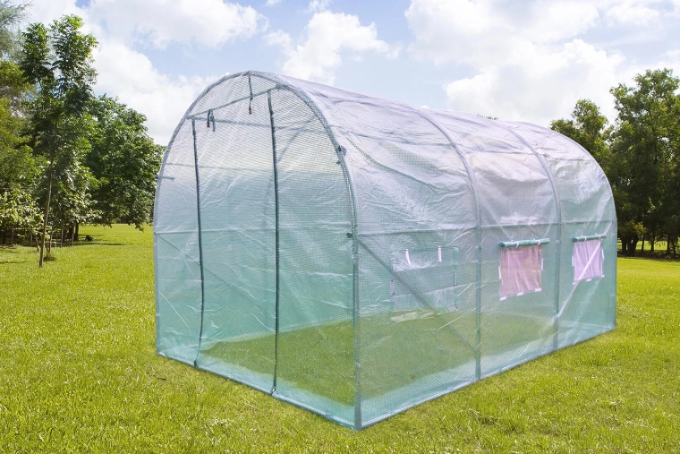 Odolná fólie 140 g/m² a snadný přístup