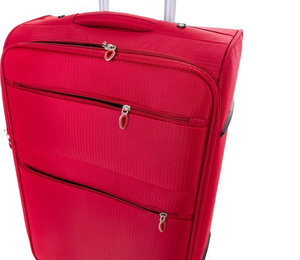 Lehký a odolný textilní kufr