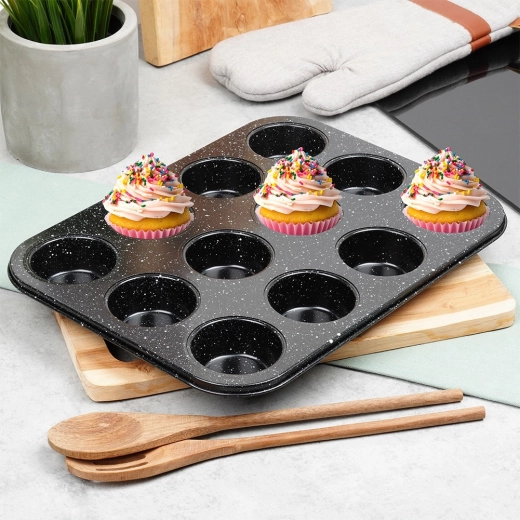 Rovnoměrné pečení 12 porcí najednou