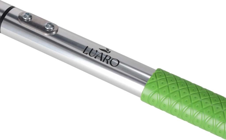 Ergonomická a protiskluzová rukojeť