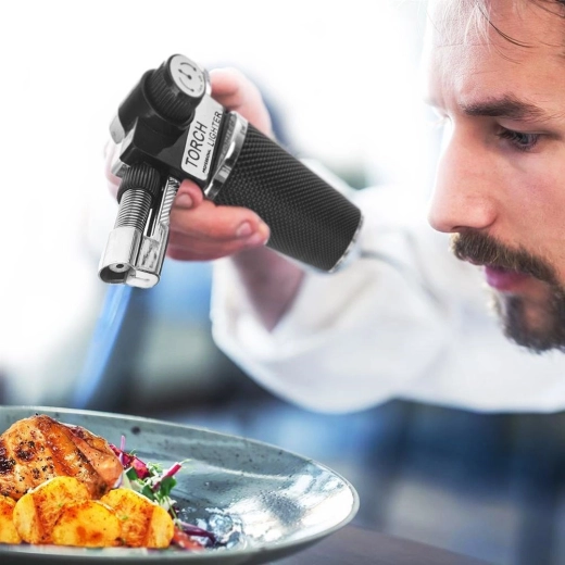 Ergonomická rukojeť a plynulá regulace