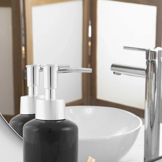 Moderní chromovaný design