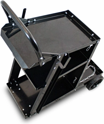 Tři odkládací úrovně