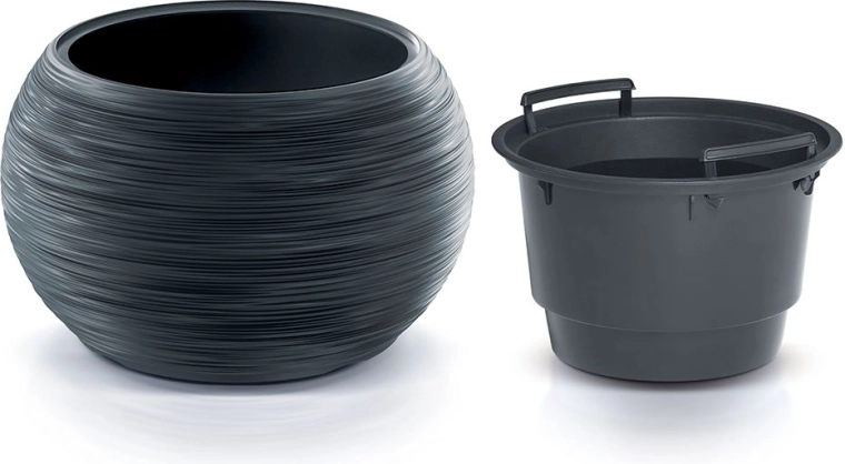 Vnitřní vložka s úchyty pro pohodlné sázení