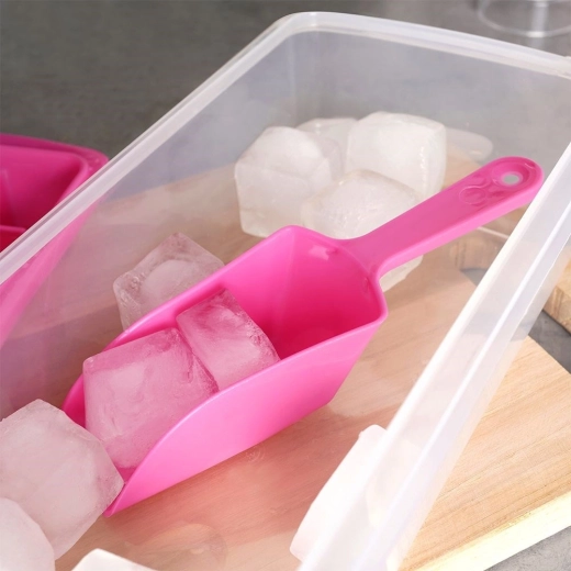 Hygienické servírování díky praktické lopatce