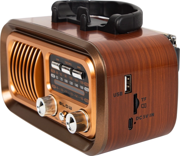 Bluetooth a přehrávání z USB/TF