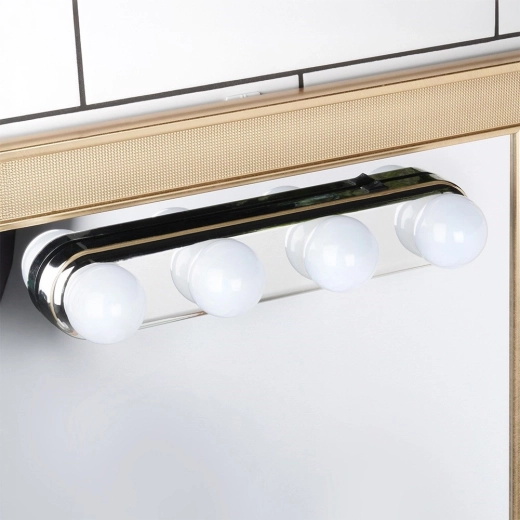 Rovnoměrné světlo pro přesný make-up