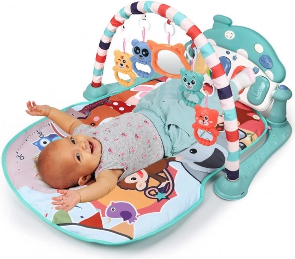 Měkká a barevná podložka pro pohodlné hraní