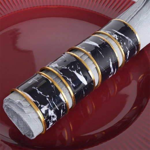 Praktické a dekorativní držení ubrousků