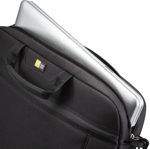 Polstrovaný oddíl pro notebook 15,6"