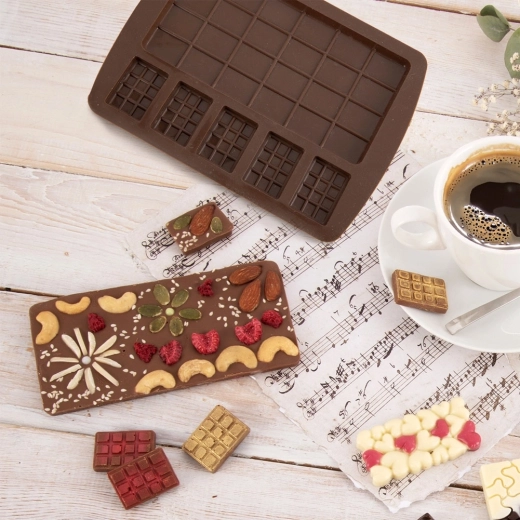 Flexibilní silikon pro snadné vyklopení