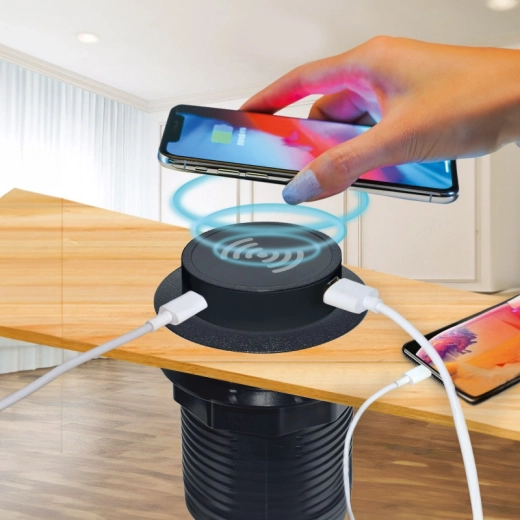 Rychlé nabíjení přes USB-C PD a USB-A QC 3.0