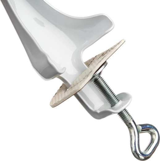 Pevné stolní uchycení pro bezpečné strouhání