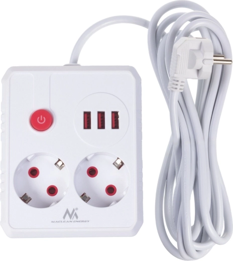 Dvě zásuvky + tři USB v jednom těle