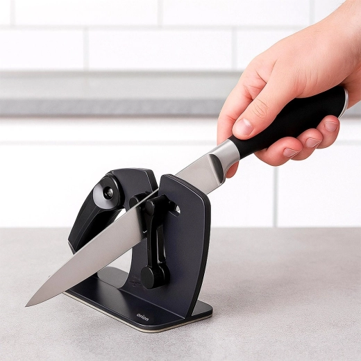 Dva režimy: ostré a jemné dobroušení