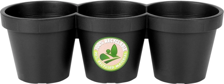 Tři květináče v jednom kompaktním celku