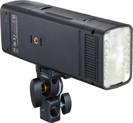 Dvoubarevné LED modelovací světlo až 1 400 lux