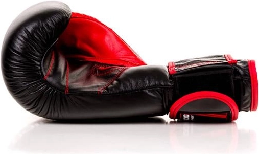 Tvrzená PUR pěna s vysokou absorpcí nárazů