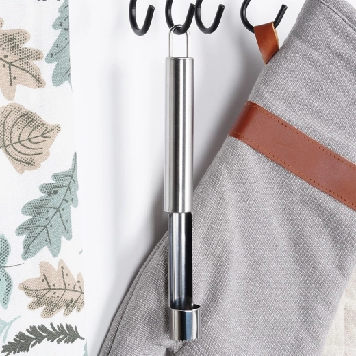 Pohodlné skladování s očkem na zavěšení