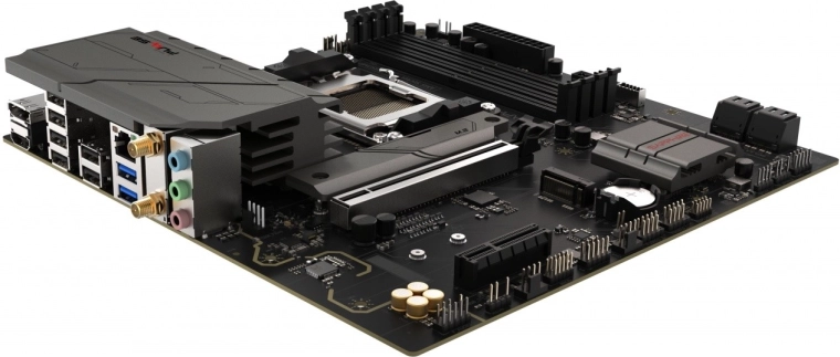 Chlazení VRM, M.2 a čipsetu