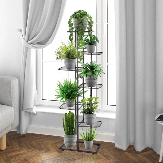 Vertikální design, který šetří místo