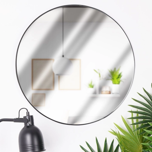 Černý kovový rám ve stylu loft