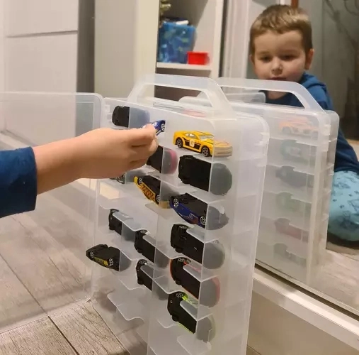 Oboustranný kufřík s uzavíratelnými dvířky