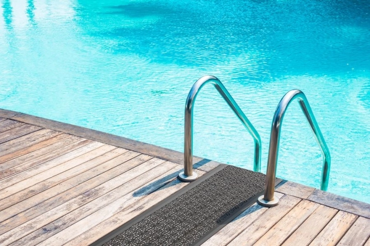 Protiskluzová jistota i za mokra