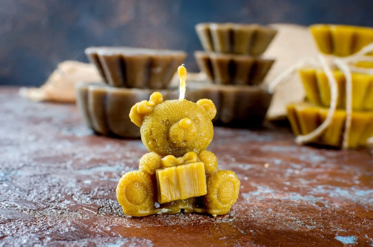 Univerzální pro včelí vosk i parafín