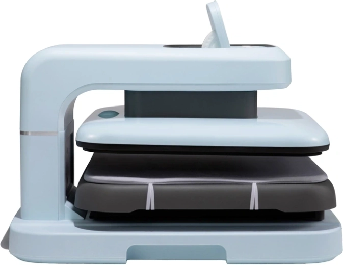 Automatické clamshell provedení pro pohodlný provoz