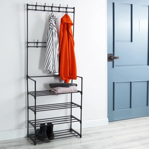 Odolná kovová konstrukce v černé barvě