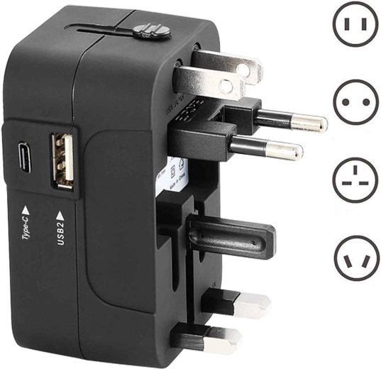 Zásuvky pro US/UK/EU/AU v jednom adaptéru