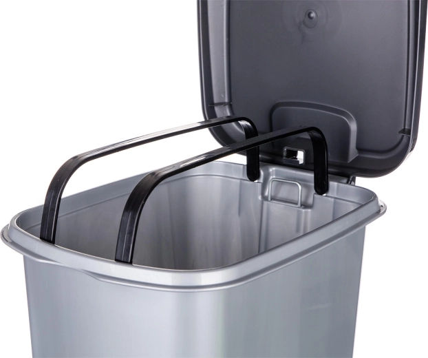 Pohodlné uchycení pytlů a čistý vzhled