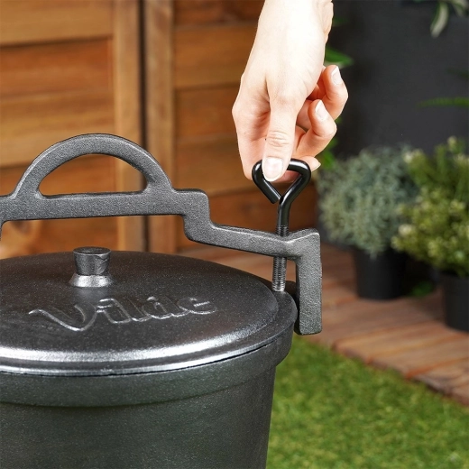 Pevné víko s větráním a jištěním